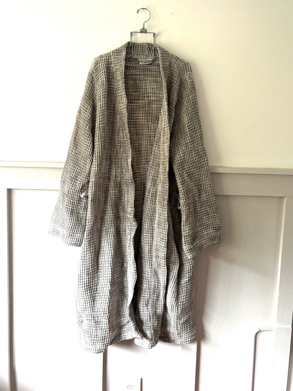 Parachute waffle robe large no belt gray cotton